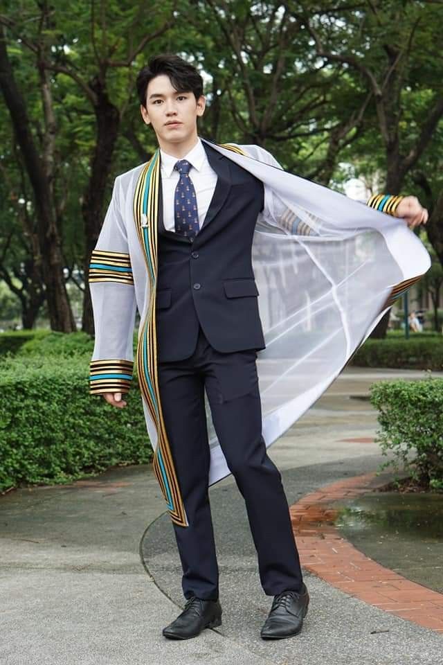 Newwie graduate.-- a thread