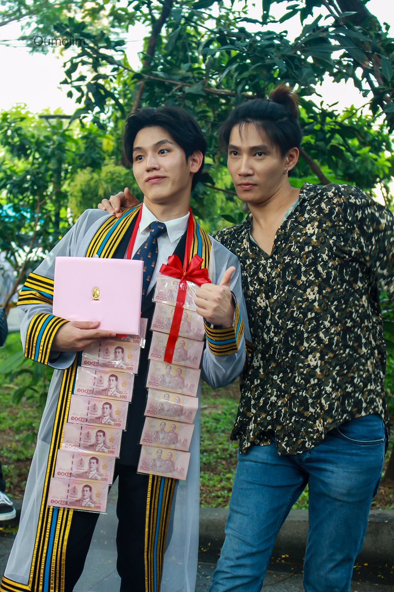 Newwie graduate.-- a thread