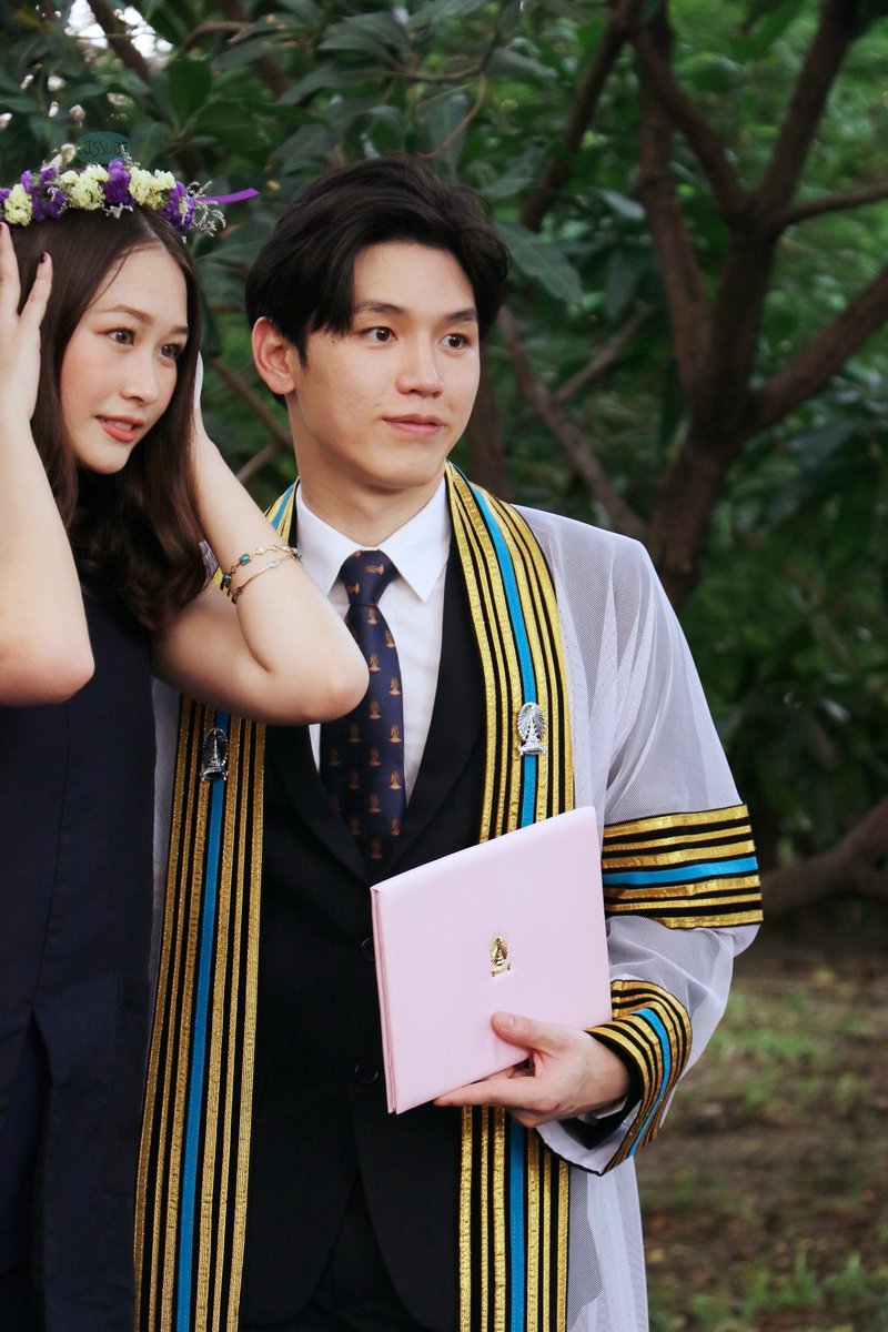 Newwie graduate.-- a thread