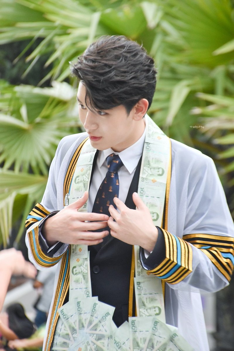 Newwie graduate.-- a thread