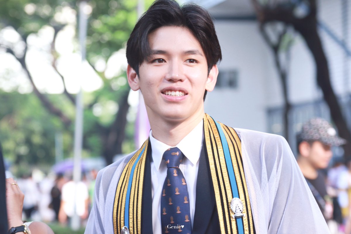 Newwie graduate.-- a thread