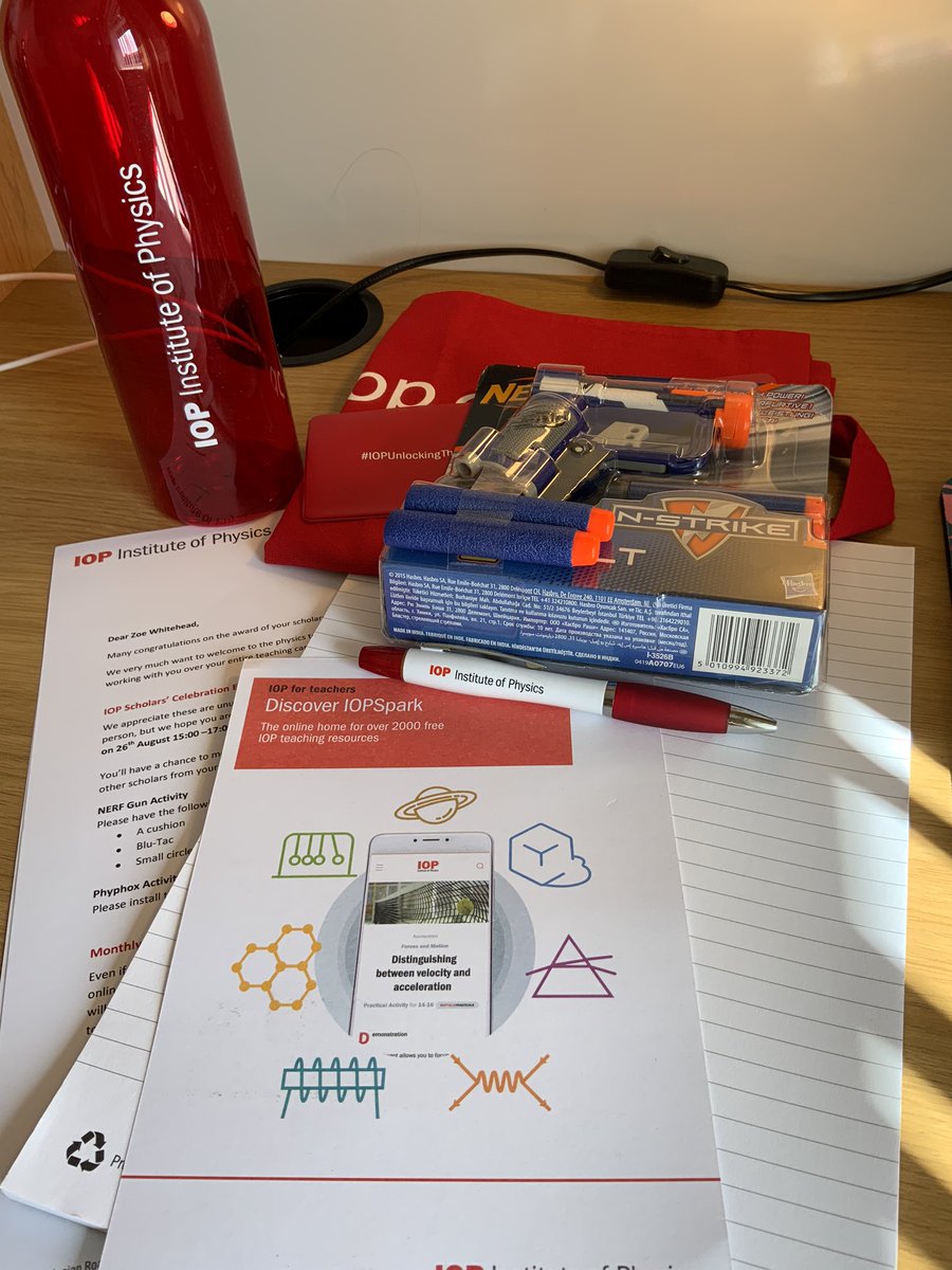 Physics_Zoe's tweet photo. I love receiving unexpected parcels! I’ve never had a nerf gun before! All in the name of physics ☺️💫 @IOPTeaching @PhysicsNews @IOP_LaCu #TeachPhysics https://t.co/7S0HhYJy0C