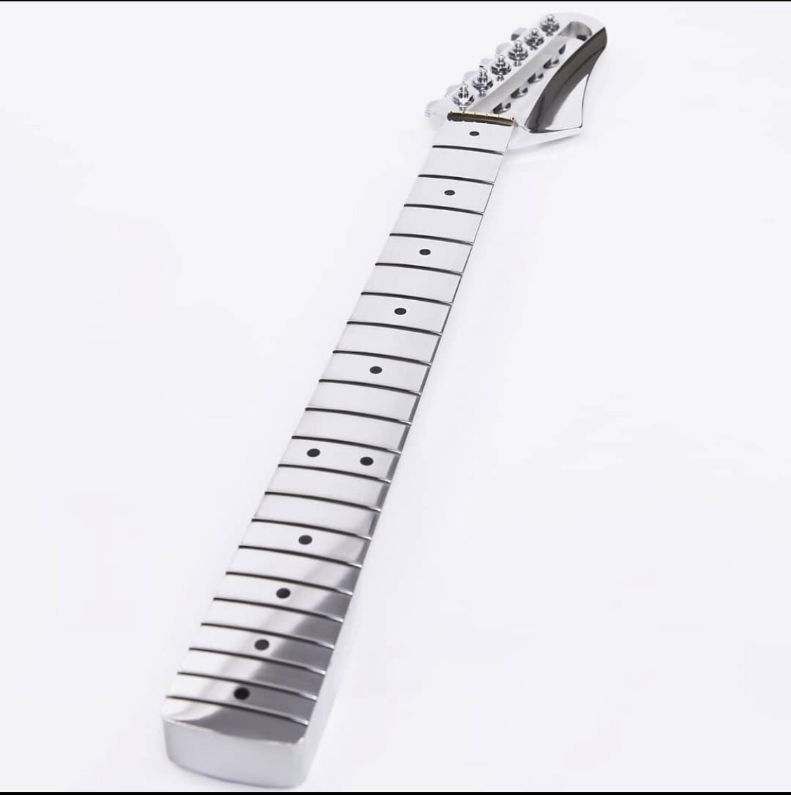 BAGULEY GUITARS アルミネックギター Baguley Guitars】遂にアルミネックが日本でも買える時代になっ