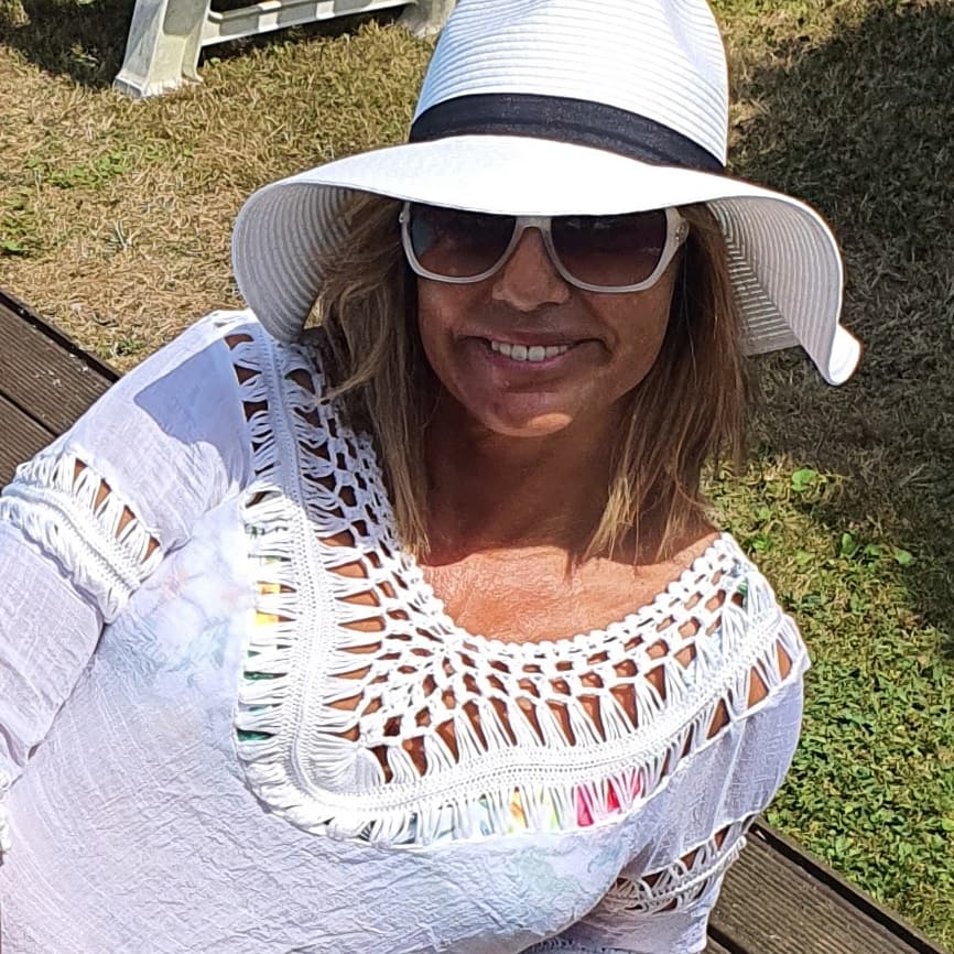 BegonaBustillo's tweet photo. #Ultimahora #Verano2020 Disfrutando de unas vacaciones merecidas y reponiendo fuerzas para afrontar una nueva temporada!! Un abrazo amigos 💪🇪🇦 
#espana #spain #españa #madrid  #cantabria #santander #instagram #insta #instagramers #instagood #instalike  #America #europa https://t.co/oQX7VrVaD3