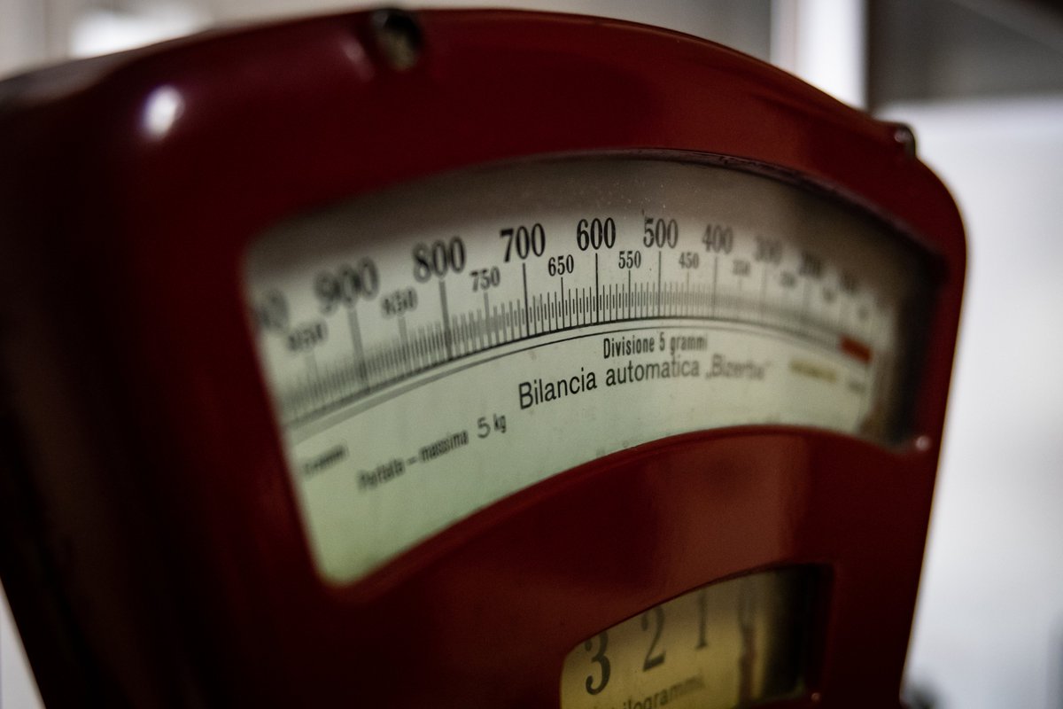 La sélection des produits est une de nos obsessions... La spianata est importée directement  d'Italie, depuis une petite production familiale et artisanale qui transmet son savoir-faire de génération en génération !