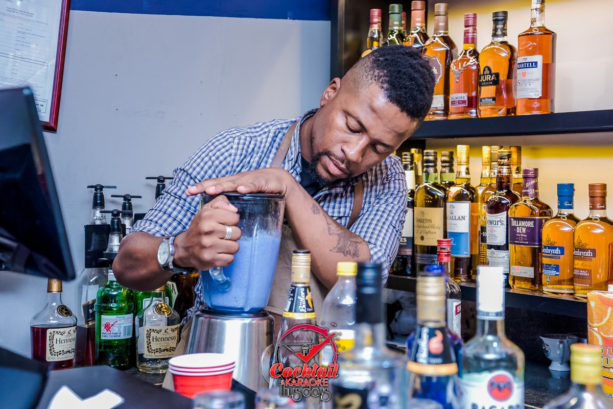 BafokengFarm's tweet photo. Cocktails keep the vibe alive, lets meet at your favourite corner for good music, good people and good vibes.
#CocktailThursdays
#BafokengCorner
#Level2

Get your seat early as all lockdown regulations will be adhered to. https://t.co/4La2fRNIwJ
