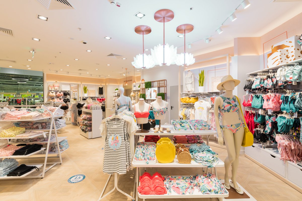 ucgeint's tweet photo. We meticulously realize the store projects of national and global brands in more than 90 countries.

https://t.co/L102eYPuSU

#retail #shopfitting #design #store #ucge #üçge https://t.co/l1nNvFJh2r