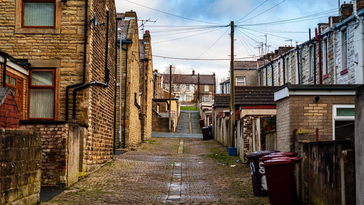 food_active's tweet photo. Blog: Planning reforms and the health of the nation 🏘️

Our latest blog explores perspectives on the new Planning White Paper, and consider how these reforms may impact on public health, and the @HealthierPlace
 #ChildhoodObesity Trailblazer Programme. 

👉https://t.co/ece0vdgGr4 https://t.co/36Tce9EF6z