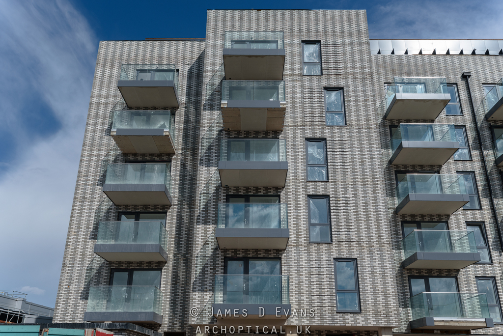 Archoptical on Twitter "Valley House, Charlton Riverside valleyhouse