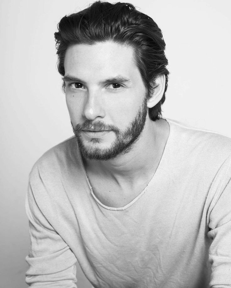 Happy Birthday, Ben Barnes!      