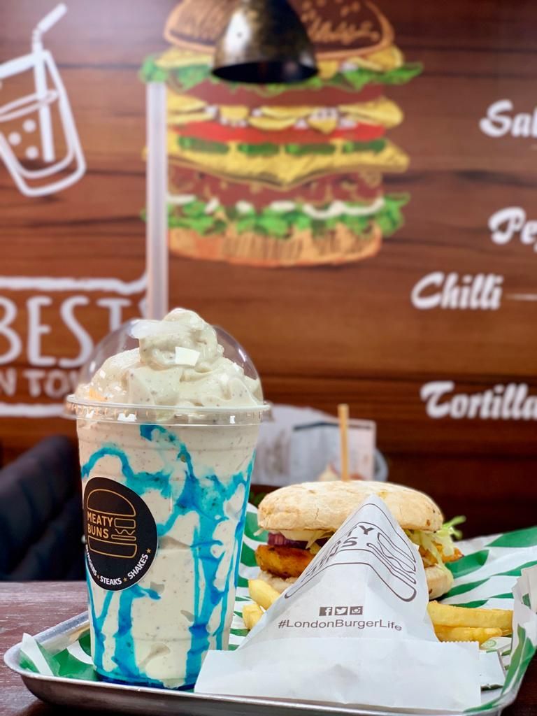 MeatyBuns's tweet photo. What's for dinner? 🤔

Why not treat yourself to a delicious Meaty Buns meal?

Download the UberEats, Deliveroo, or Just Eat app - or call in on Kilburn High Rd to order.⠀ https://t.co/2dM4W065xZ