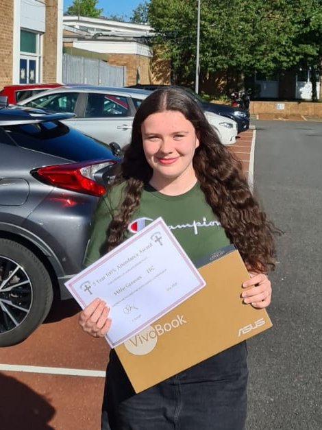 Ekky9's tweet photo. I have no words to describe the determination and dedication of this child. Collecting GCSE results today and being presented with a laptop for 5 years full attendance. Both Greaves kids achieved this!! #offthebus @stmonicas https://t.co/irVsQjcnKP