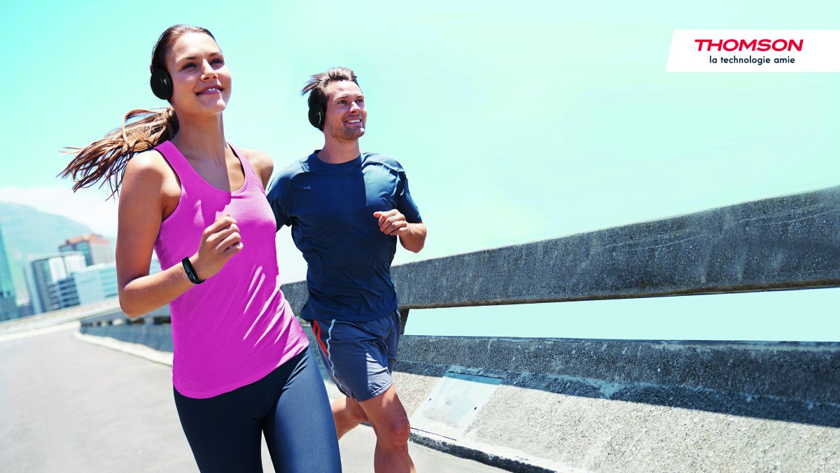 Thomson_FRA's tweet photo. Qu'importe l'activité physique que vous décidez de poursuivre ou de reprendre à la rentrée, nous avons les objets connectés à même de vous accompagner dans l'effort 👉 https://t.co/TiJYnczkcN 😁💪
#ThomsonSanté #RestezEnForme #ActivitéPhysique #Sport #BienEtre #Santé https://t.co/gwoq2lVcd5