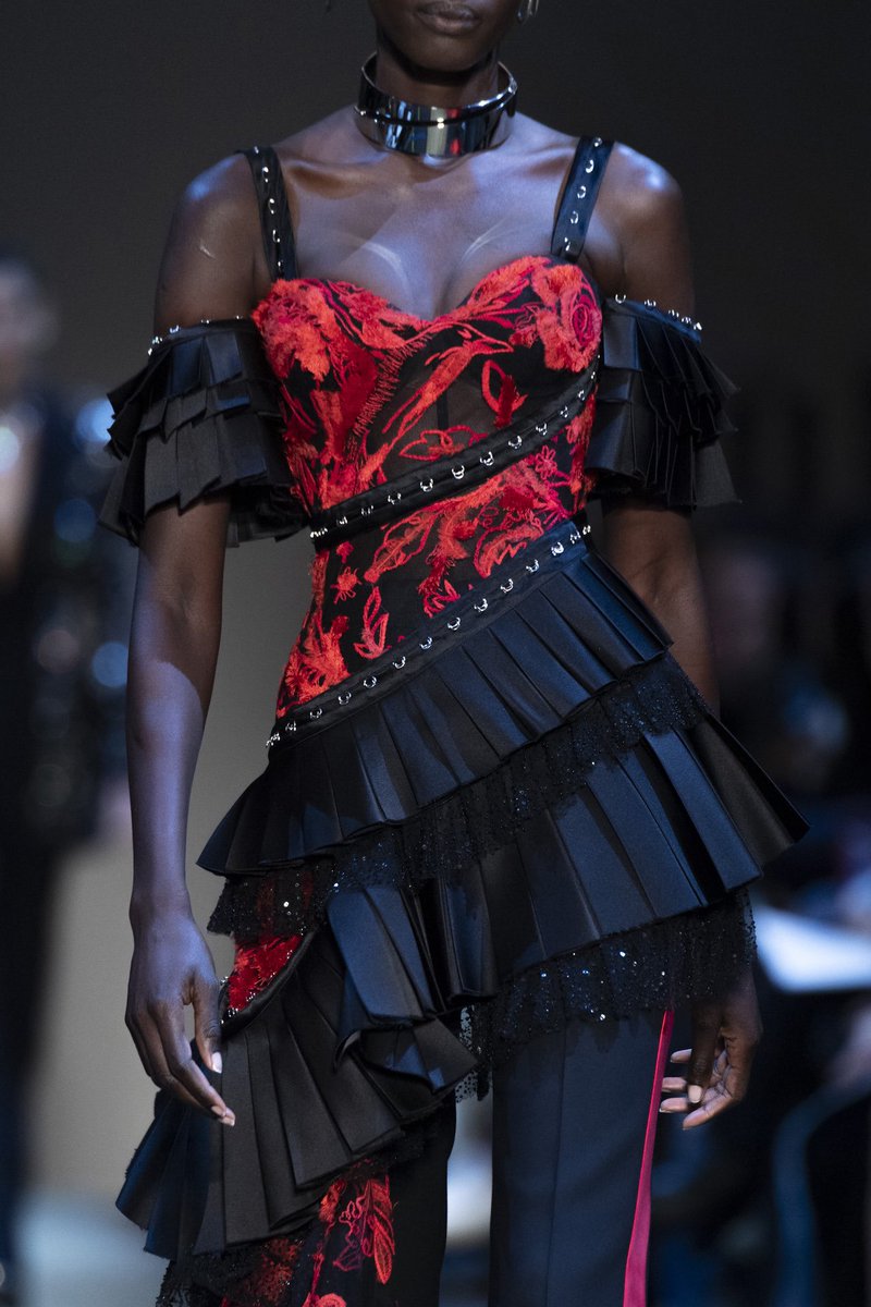 Alexander McQueen Fall 2019 RTW