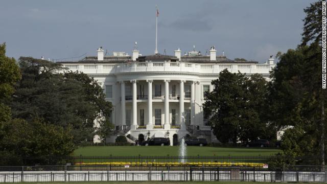 The White House declines to comment on the indictment of former Trump adviser Steve Bannon. Follow live updates:
cnn.it/327OHMd