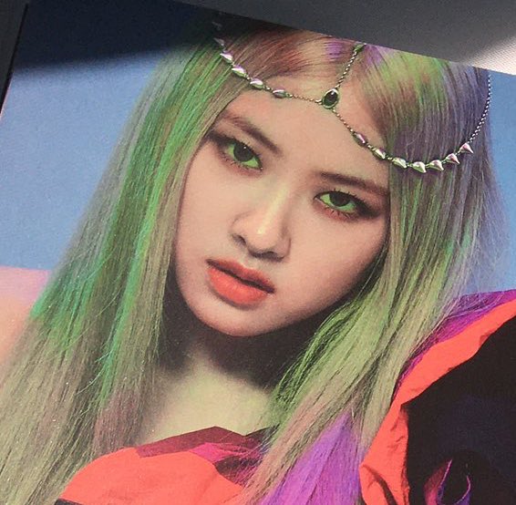 on Twitter: "An explanation on why #ROSÉ from @BLACKPINK didn't commit any "𝗠𝗮𝗮𝗻𝗴 𝘁𝗶𝗸𝗸𝗮" CA 🔹A thread"