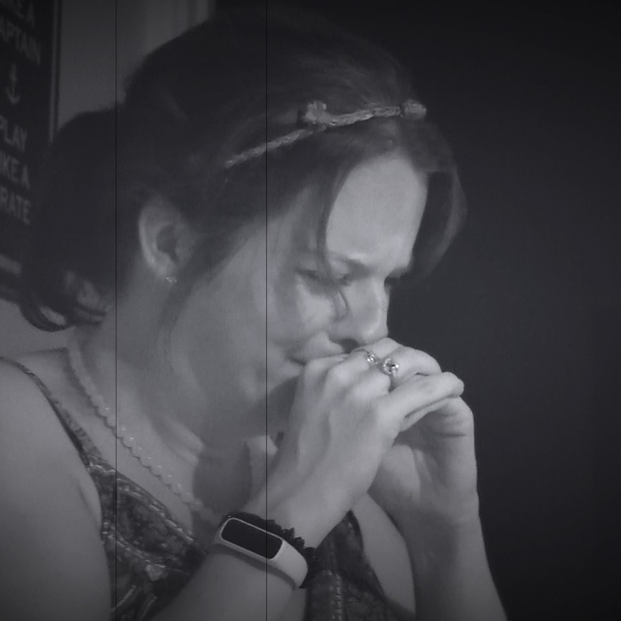 HowleyFiles's tweet image. I find it a struggle sometimes. Being clairvoyant has it&apos;s downsides - as I found out at our secret location.

I truly hope I can relay this sad tale and do justice to the words of the woman I&apos;m trying my best to help. ~ Melissa