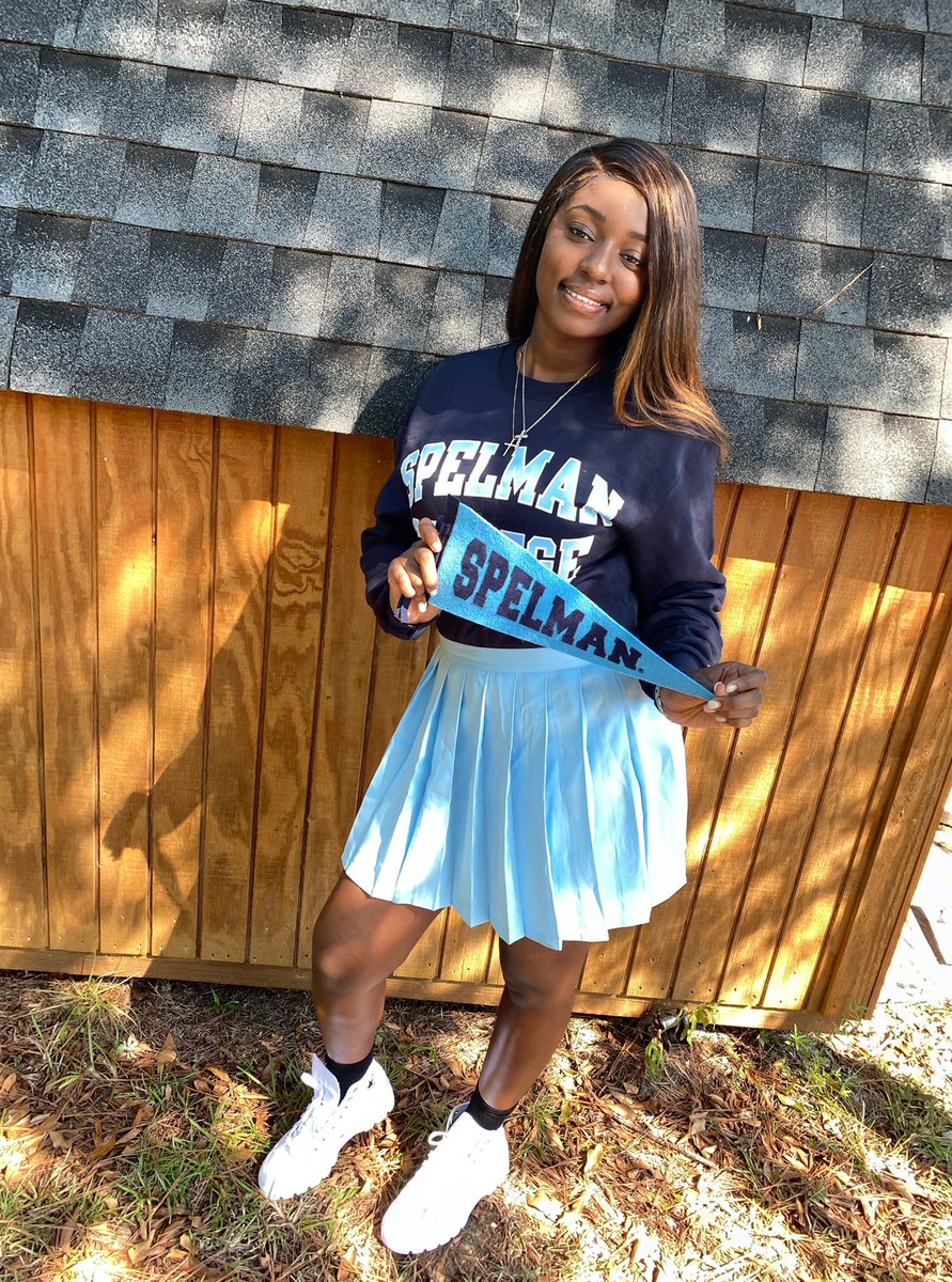 KiadriyaD's tweet photo. Forgot to post my First Day pics on here. But here they are!! Officially a Spelmanite💙💙 #spelman24 #auc24 #spelhouse24 #LLJZ https://t.co/vlQtSFeLC3