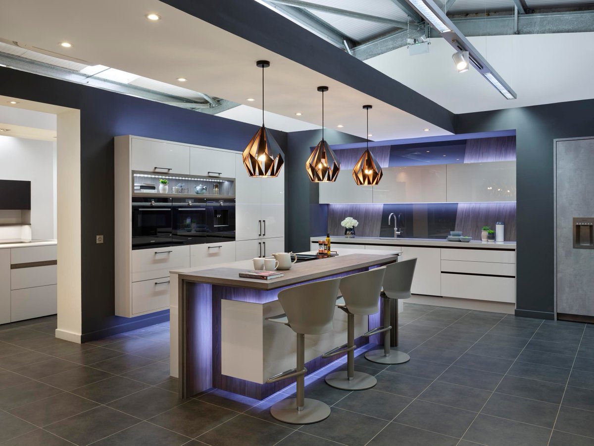JD_Kitchens's tweet image. How good would this British Callerton Kitchen look lit up this winter! 

It's our latest range and the quality and options are absolutely superb. 

Contact us for your free design service.  #kitchendesign #warringtonkitchens #britishkitchens #cheshirekitchen