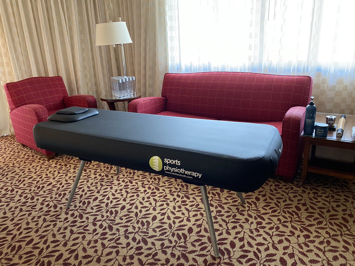 StefanDuell's tweet photo. My office for the upcoming weeks in New York City at Long Island @Marriott for @CincyTennis & @USOpen Tennis Championships. 🎾🌃🗽
Supported by #NubisPhysio, @VOSSWater, @Blackroll_com, #Premax, @StaminaPro, @LuminasEnergy & @DynamicTape! 🙏 https://t.co/E3IfhWZn7g