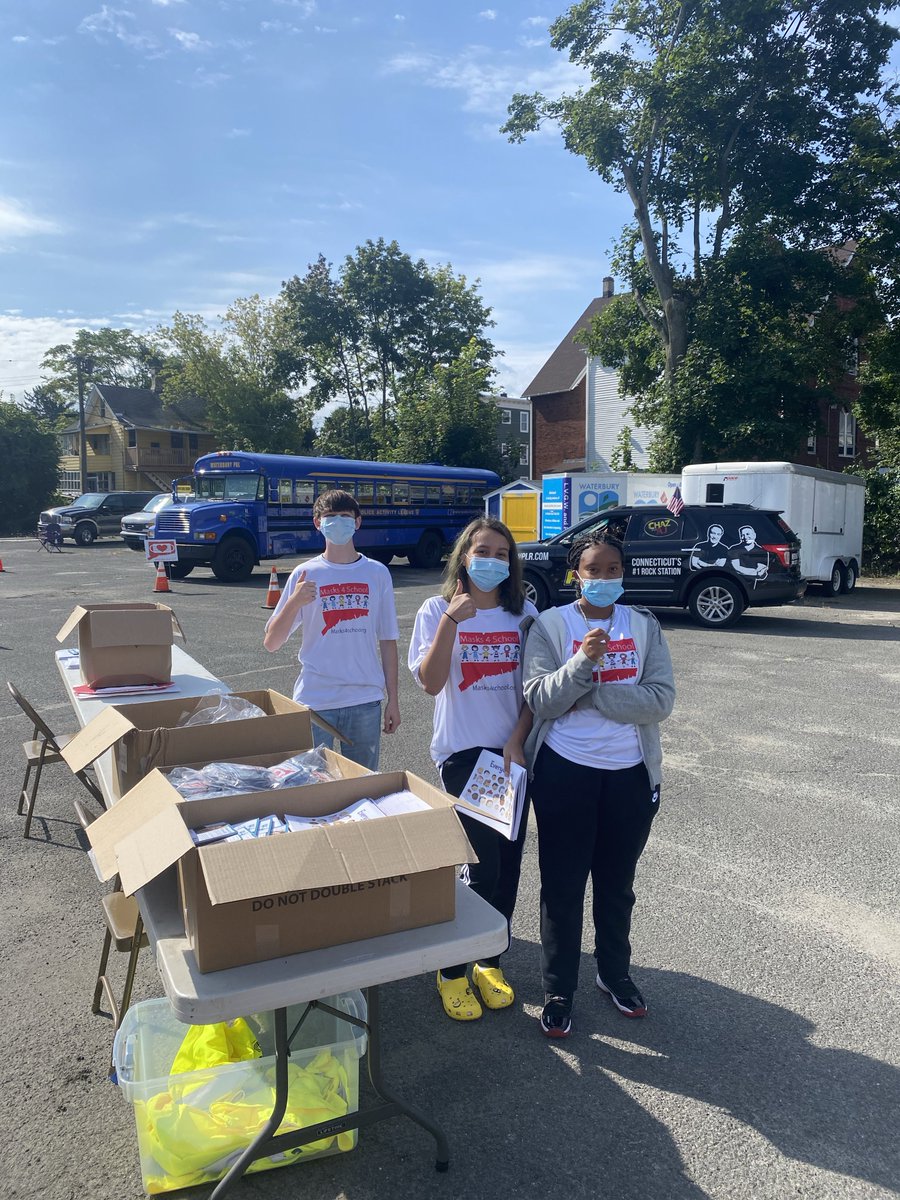 marge_farrell's tweet photo. Come on down to the Waterbury Police Activity League for free youth sized masks! Event runs until noon, or while supplies last. #KeepCTsafe @FOX61News https://t.co/3floV9Qbng