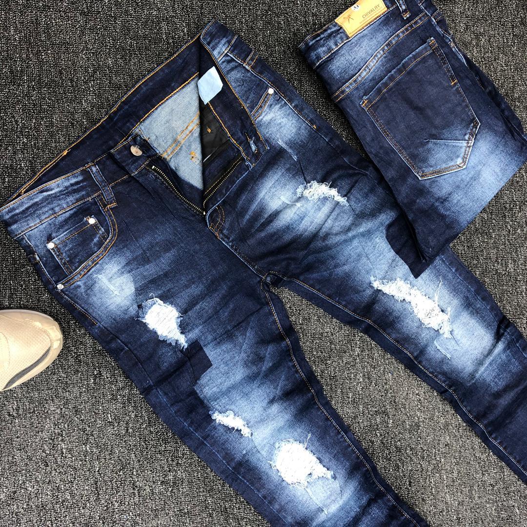 stylemakesmile's tweet photo. Affordable classy jeans
#letyourfeetfeelthebeauty 
#COVID19 
#Nairobi https://t.co/Gvv4nDPiDD
