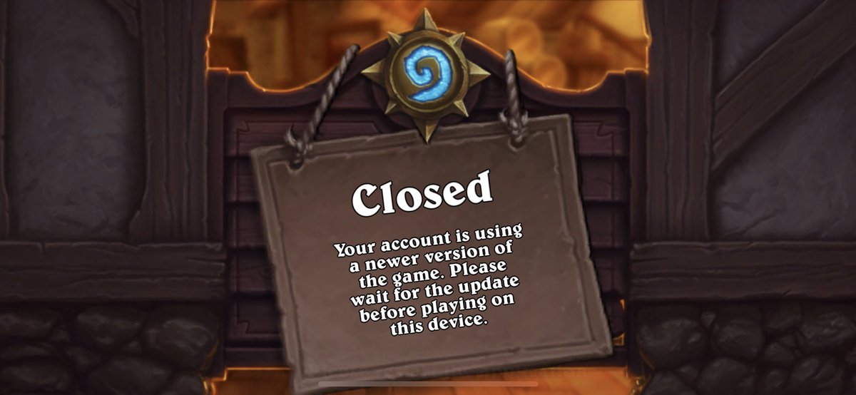 hellhound54's tweet photo. @PlayHearthstone I updated but keep getting this.  Any idea how to fix? https://t.co/JAe9IvHHZ2
