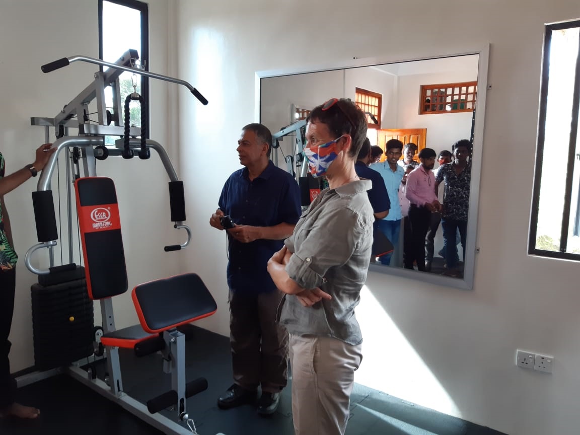 AusHCSriLanka's tweet photo. Great to have lunch with Bridging Lanka at Café Arokkiya in Mannar. The Café supports local women with training in hospitality and nutrition and provides a safe space for the community. We also got a sneak peak of our new ‘Fighting Fit’ 🏋️project to be opened later this year 🇱🇰🇦🇺 https://t.co/TsEy2rUGeE