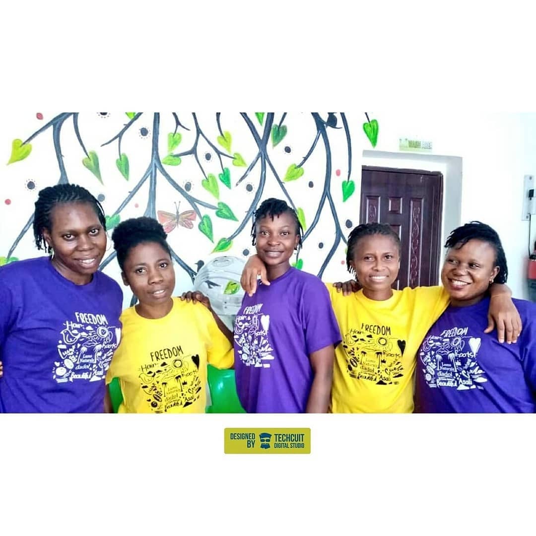 Techcuit's tweet photo. Branded T-shirts designed and printed by @techcuit
#shirtprinting #shirtsdesign #printsdesign #brandedshirt #illustration #screenprinting #printmaking #prints https://t.co/UOii7JC199