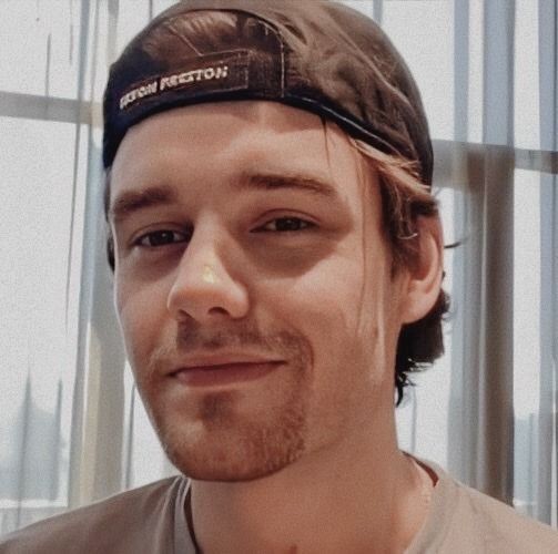 • feel free to use them• you can give credits if u want • reply or dm me your pfp if you want some matching header• this is an ongoing thread