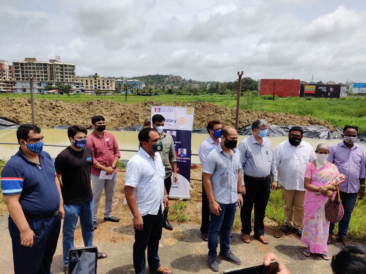 Joshua_De_Souza's tweet photo. Would like to acknowledge a great initiative put forth by #MapusaMunicipalCouncil in association with #RotaryClubofMapuca, #JCI #Mapusa &amp; #RotaractClubofMapusa to set up an #Artificial #Pond for #Ganesh. The first of its kind in the state. https://t.co/DzJgb7gNce