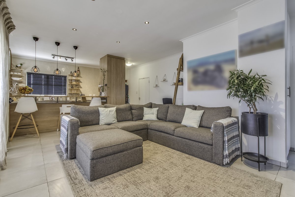LRE_Group's tweet photo. Only R1,799,000? SO worth it!

This home offers the perfect open plan living experience, it`s beautiful, well looked, and is ideal for someone starting out, scaling down or just looking for a lock-up and go. . .

View this property on our website:
https://t.co/jsZsoQEDZo https://t.co/9Yecemw5oE