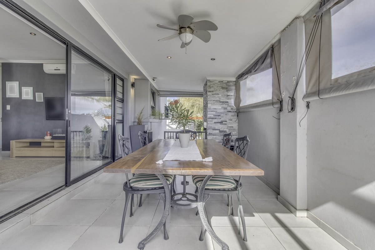 LRE_Group's tweet photo. Only R1,799,000? SO worth it!

This home offers the perfect open plan living experience, it`s beautiful, well looked, and is ideal for someone starting out, scaling down or just looking for a lock-up and go. . .

View this property on our website:
https://t.co/jsZsoQEDZo https://t.co/9Yecemw5oE