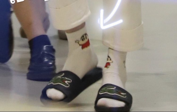 WINCUTE12's tweet image. #sinchan 🤣🤣🤣🤣🤣 nong #winmetawin so cuteee dahhhh 

Jaket dr SBP indo msh dipakaiii