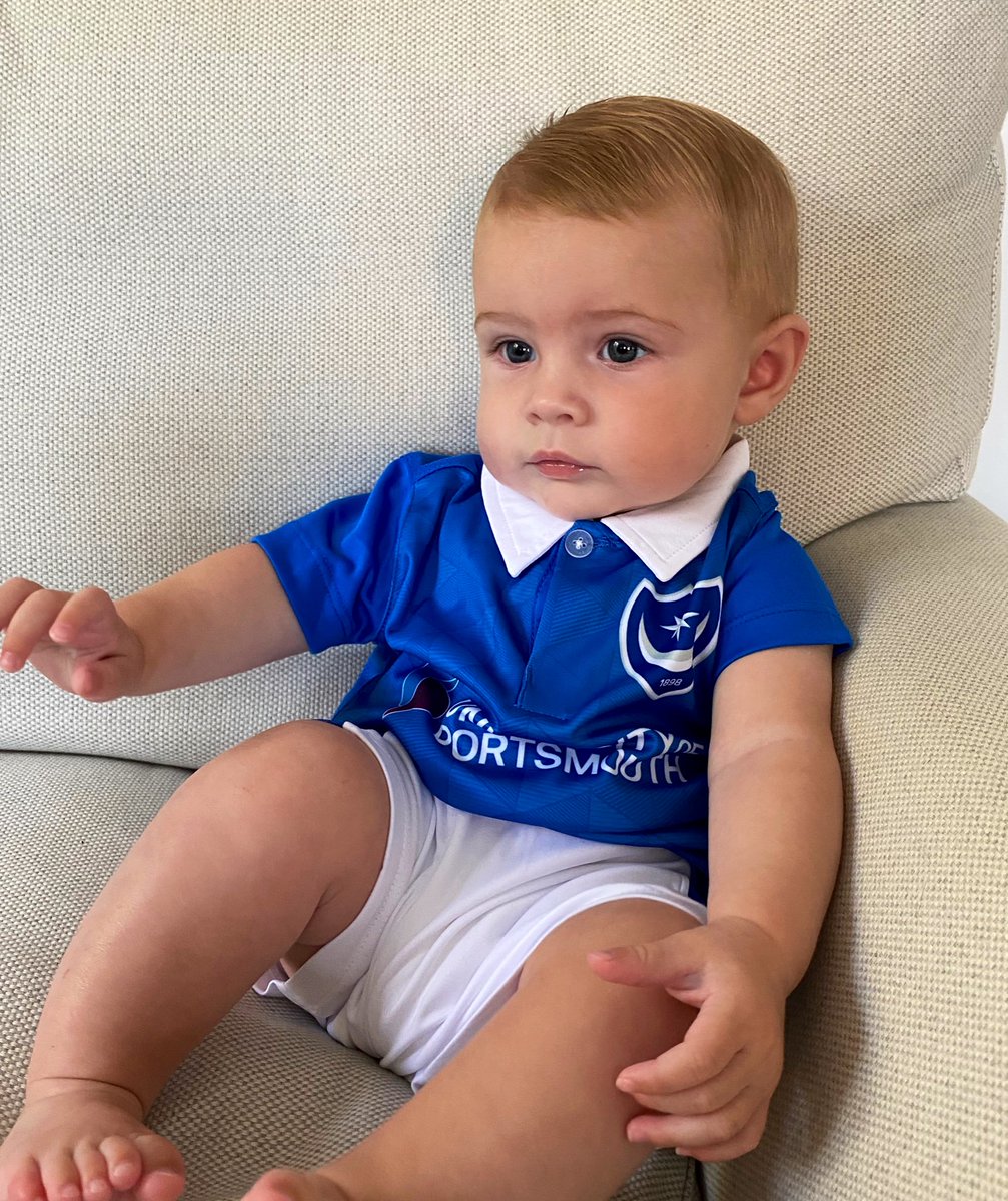 Hazel Evans tweet media