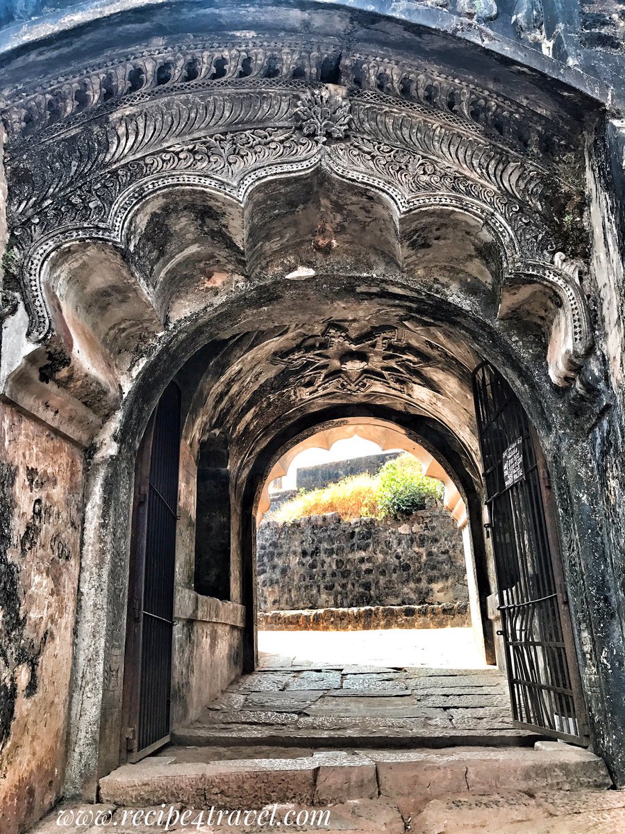 At the same time Manjarabad had some very prominent Indian characteristics.This is mainly the heavily decorated gate with flower like design as well as a cross shaped step-well for storing water.Both of these are unique to Indian forts.