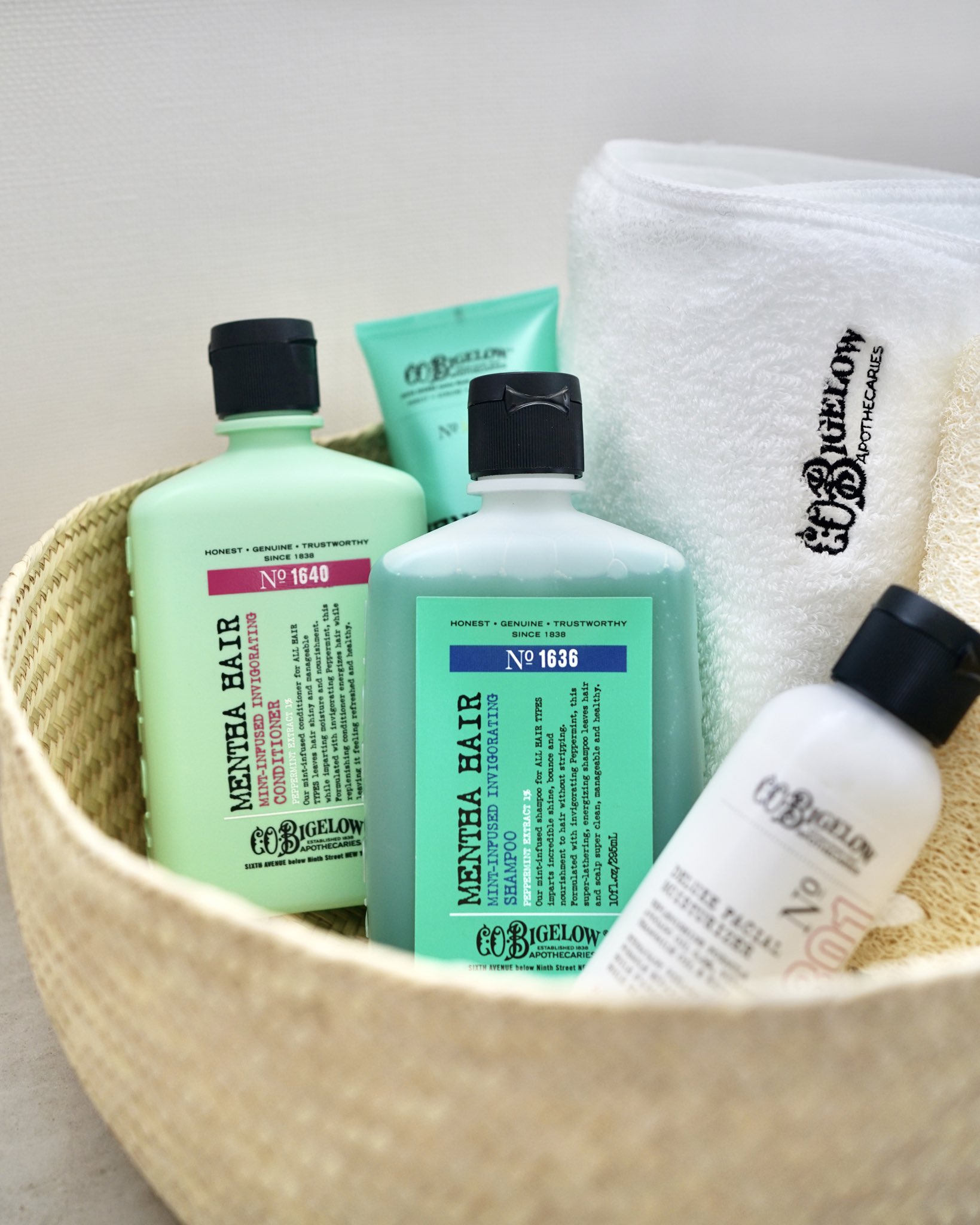 C.O. Bigelow シャンプー・コンディショナー セット 300ml C.O. Bigelow シャンプー・コンディショナー・シャワージェル