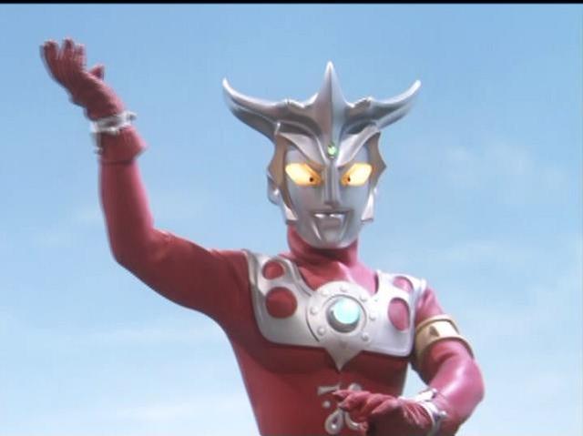 これはウルトラマンレオとおおとりゲンとアストラとウルトラマンキング