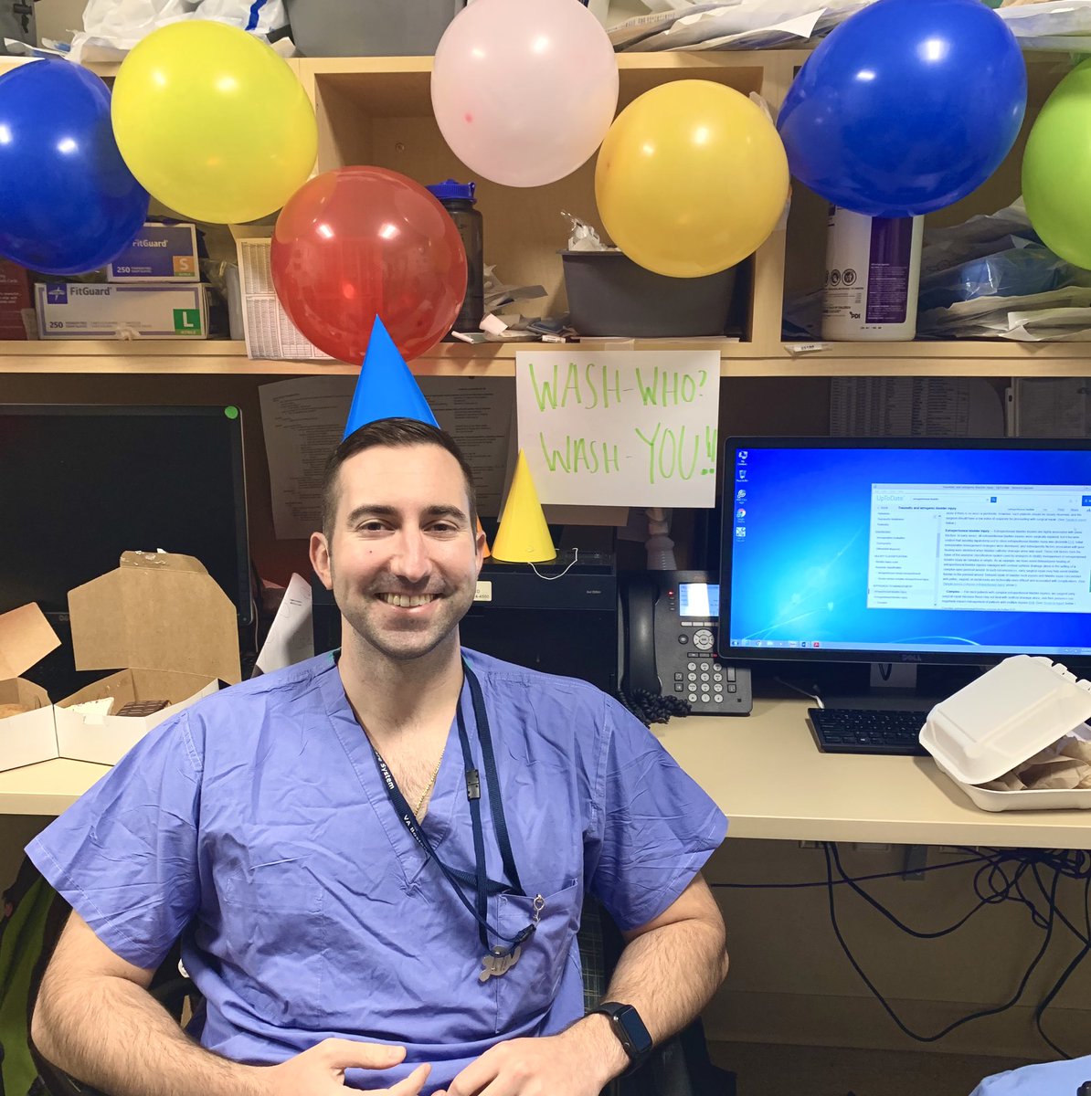 LizWangMD's tweet photo. Congratulations to Chief Biebs @Biebs3158 for matching into his #1 fellowship choice @WashU_Uro for MIS/endourology!!! 👏🏻👏🏻👏🏻  @BMC_Urology @The_BMC https://t.co/r19cqZNtA7