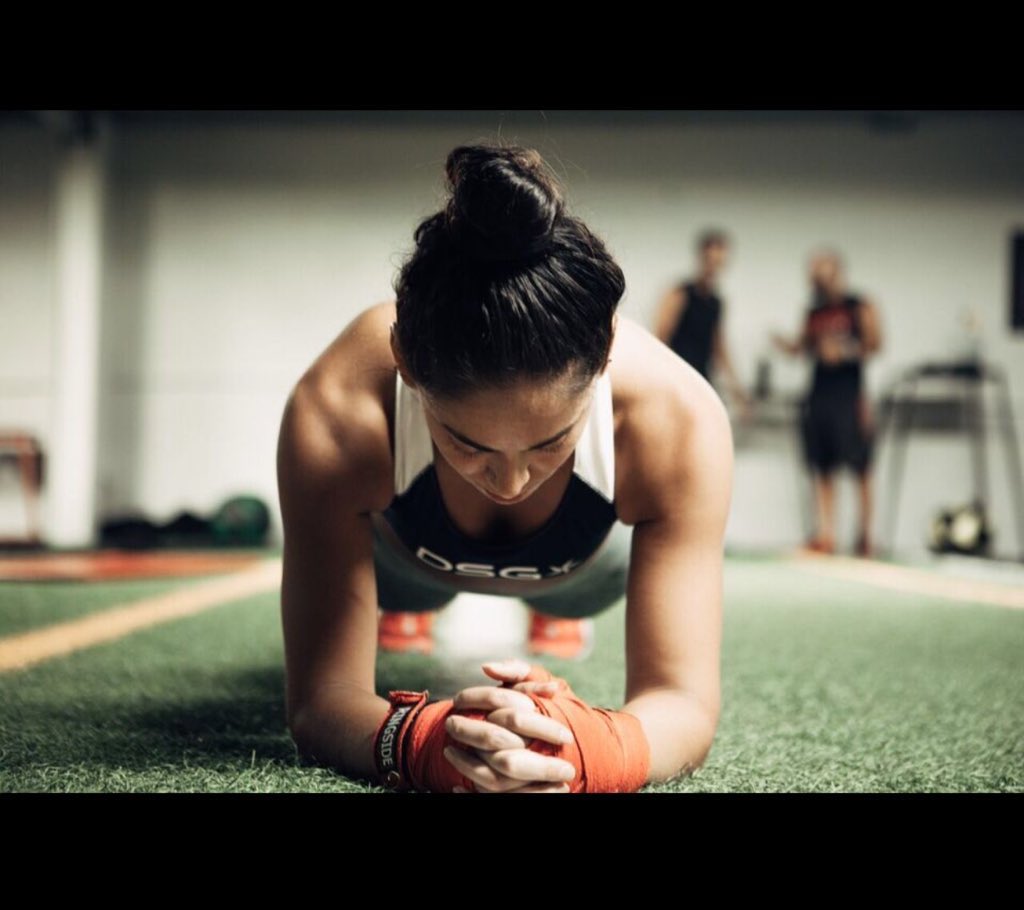 DSG_Apparel's tweet photo. You have to Sacrifice&amp;Grind to Achieve your DREAM!! https://t.co/4XwRgsHffn https://t.co/ItvxCikJTo