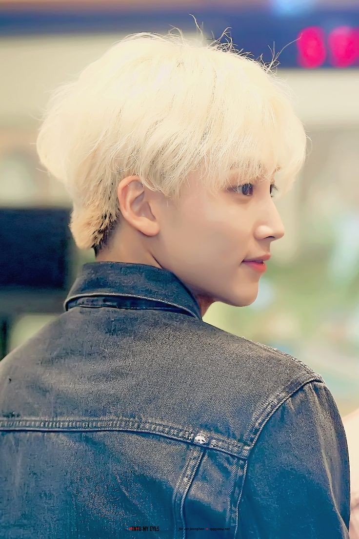 JEONGHAN'S SIDE PROFILEA thread;