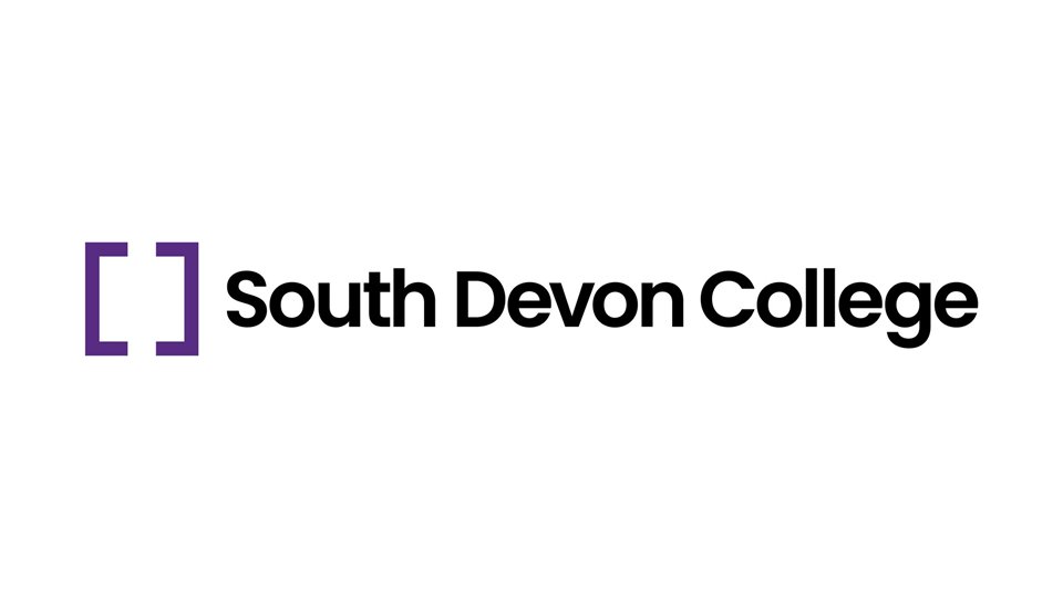JCPinPlymouth's tweet photo. James from @sdcollege is here to talk about the #Apprenticeships that they have on offer, including a great one with @PrincessYachts  Find out more here:https://t.co/YZ9pRL3Tbe  #YouthVOF https://t.co/LVHp2B4sxx