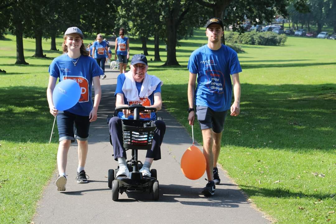 bigstepsofhope's tweet photo. #ThrowbackThursday to our @bigstepsofhope #WalkToDFeet #MND in @GravesParkSheff last year. Sadly, we had to cancel Sunday's event due to COVID-19 but @bigstepsofhope is all virtual this year so you can still join in & take steps to d'feet MND with us! 👣🏅 https://t.co/Pin5T6CA96 https://t.co/weCOsI1JCd
