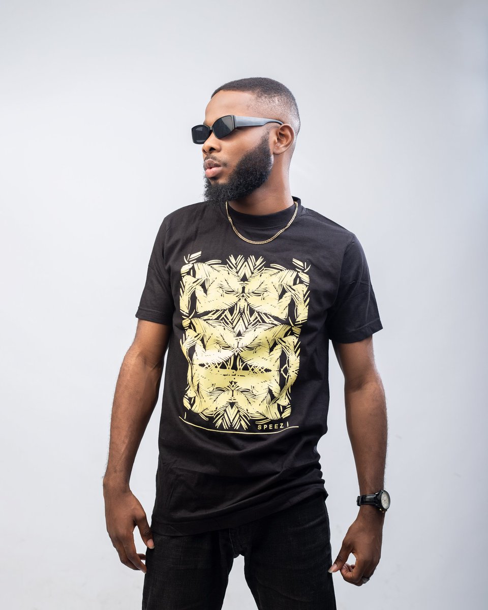 ehmeka_'s tweet photo. Happy birthday to Me👑
📷 @jidepounds1st
Outfit @SPEEZshop
#boymeka #thejoyofmanygeneration https://t.co/oWnVM1QzY1