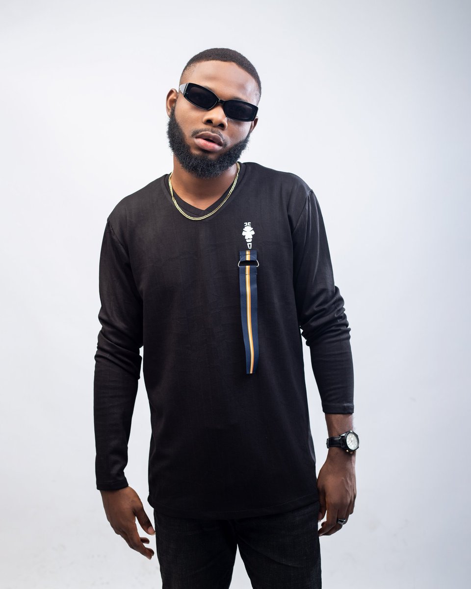 ehmeka_'s tweet photo. Happy birthday to Me👑
📷 @jidepounds1st
Outfit @SPEEZshop
#boymeka #thejoyofmanygeneration https://t.co/oWnVM1QzY1