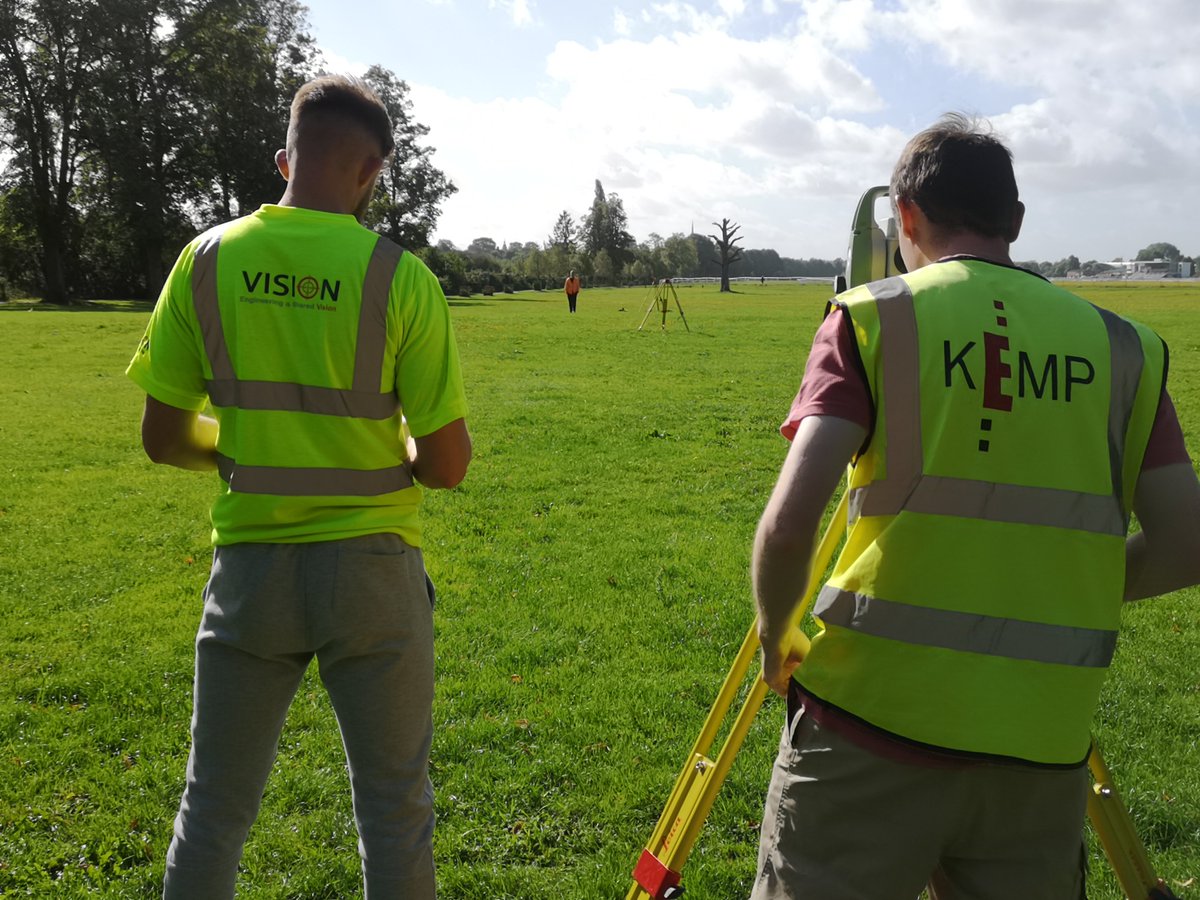 TheSurveySchool's tweet photo. It's all about #PrismConstants &amp; radial #Tacheometry #surveying at the #Surveyschool today. Students from @BrunelSurveys @Vision_co_uk &amp; @Kemp_Survey making the most of the riverside setting.
@surveyassoc #surveytraining #surveylife #BacktoBasics #stadia #tsasurveyingcourse https://t.co/pTCMFbZOXV
