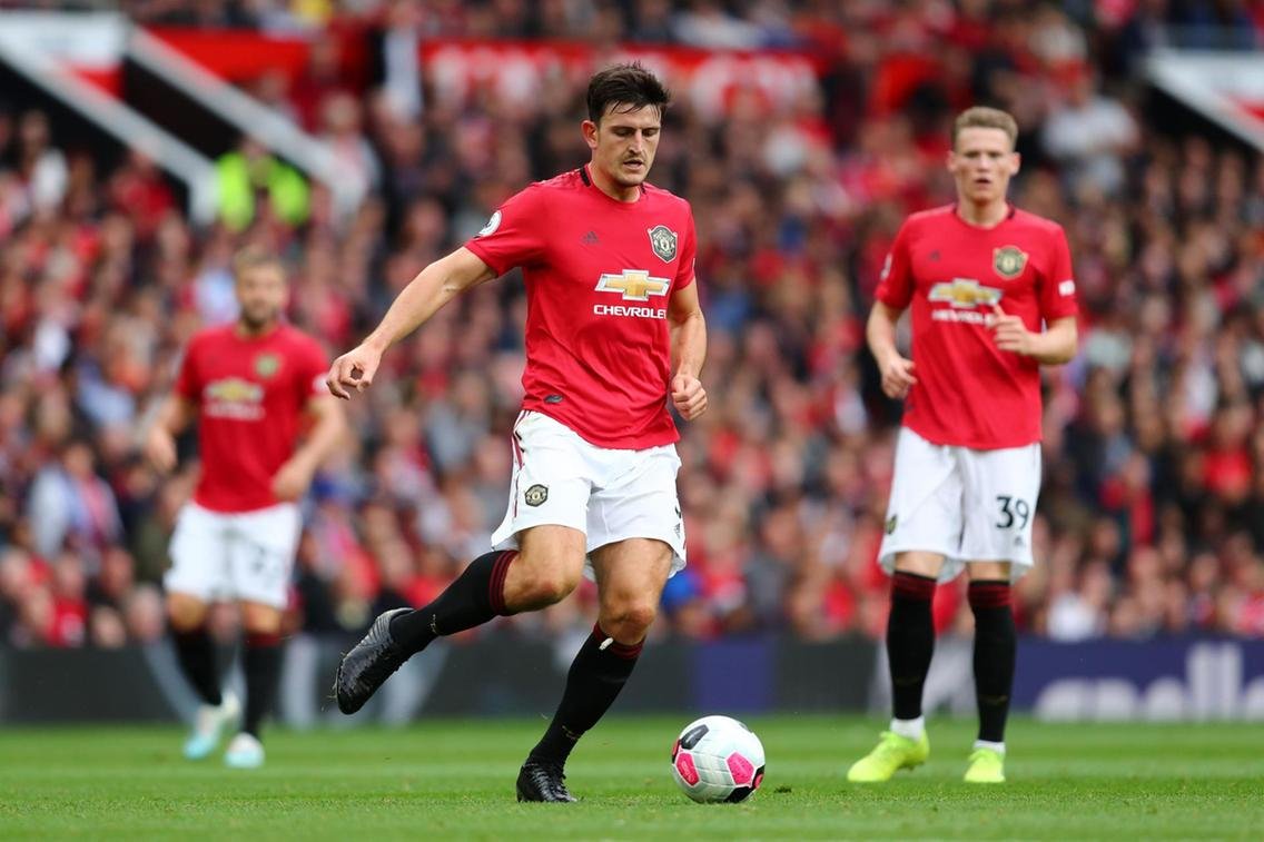 When United are without possession he plays similarly whether in a back five or four; when following an opposing attacker in a back five, however, he has more cover than in a four.