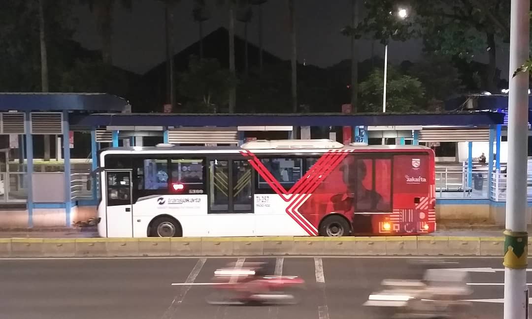 Jadikan kesuksesan orang lain sebagai Motivasi , bukan penyebab timbulnya rasa IRI.
<a href="/PT_Transjakarta/">Transportasi Jakarta</a> <a href="/LaksanaBus/">Laksana Bus</a> <a href="/SukaFotoBis/">ceritadijalan.co</a> <a href="/BuswayFansC/">Busway Fans Club</a> <a href="/MercedesBenz/">Mercedes-Benz</a> @ninolaziale <a href="/1Muharram/">1Muharram</a>