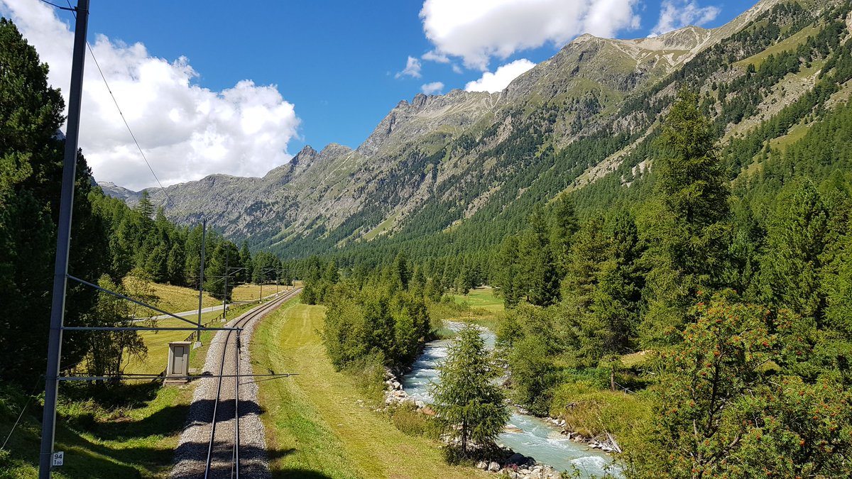 TTraindriver's tweet photo. Unterwegs im Val Bever.
#engadin
#sommerferien
#valbever
#graubünden https://t.co/1EypZkpf5o