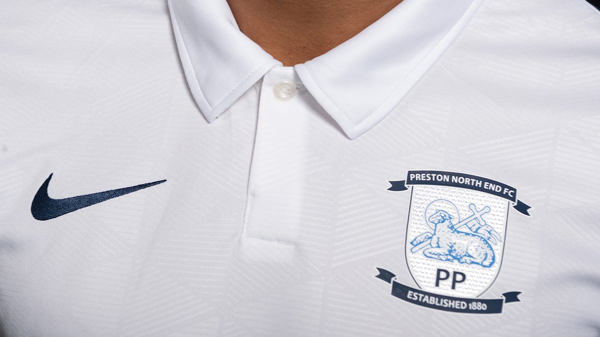 pnefc's tweet photo. 𝙏𝙝𝙚 𝙙𝙚𝙩𝙖𝙞𝙡𝙨...😍

#pnefc #ProudPreston https://t.co/cUtOHU5jB3